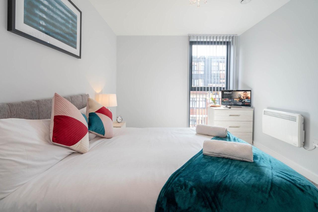 New Build - 2 Bed Snug Modern Apartment - Juliet Balcony - Roof Top Terrace - Digbeth, Birmingham City Centre - Free Netflix & Smart Tv Exterior foto